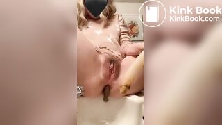 Anal shit in the sink