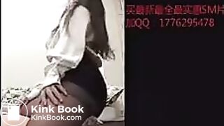 Chinese Femdom scat worship - video 14