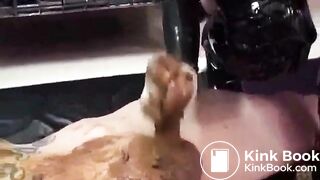 Scat handjob - scat porn