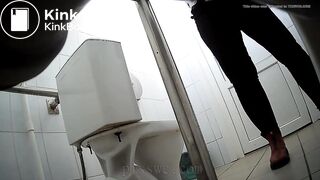 Milf toilet spy poop