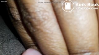 Lamiendo caca de negra