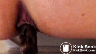 Love when boys watch me pooping <3