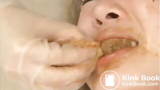 scat lesbian - video 3