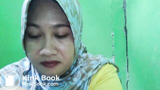 HIJAB DIARRHEA FART PT2