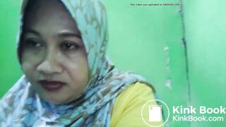 HIJAB DIARRHEA FART PT2