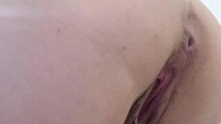 Chubby alt girl scat close up