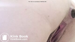 Chubby alt girl scat close up