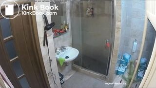 Woman pooping in Toilet 206
