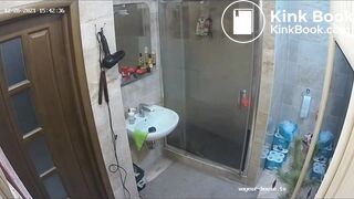 Woman pooping in Toilet 206