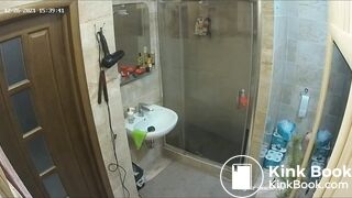 Woman pooping in Toilet 206