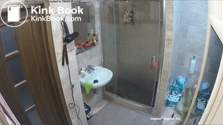 Woman pooping in Toilet 206