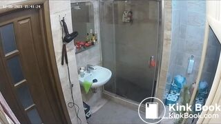 Woman pooping in Toilet 206