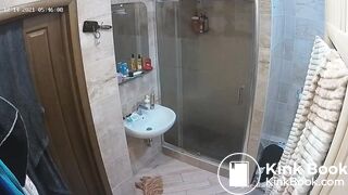 Woman pooping in Toilet 199