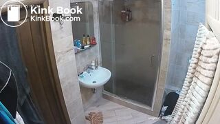 Woman pooping in Toilet 199