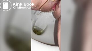 Sloppy public toilet poos