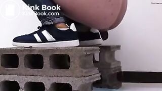 Woman Pooping Angle 2