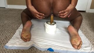 BLACK GIRL SHITTING IN ICE CREAM POT