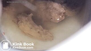 Girl Pooping & Farting Public