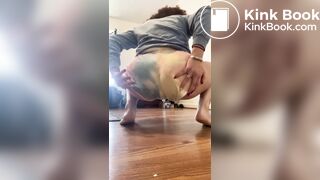 hot girl poops her shorts