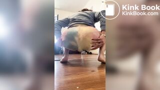 hot girl poops her shorts