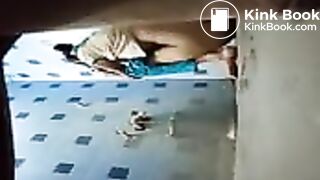 indian pissing apy