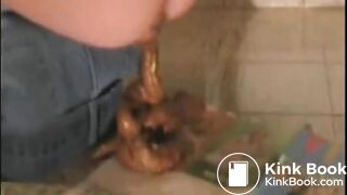 Blonde poops a lot