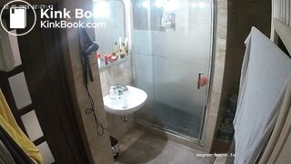 Woman pooping in Toilet 186