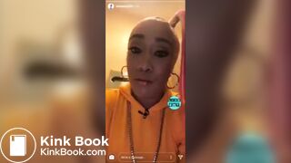 Black girls explodes toilet