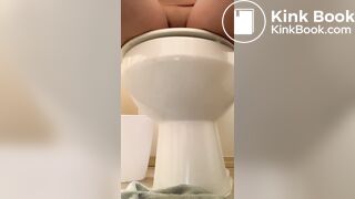 Sutle fart and poop