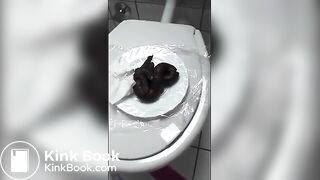 Rubbing, pooping & Pumps, Oh my.