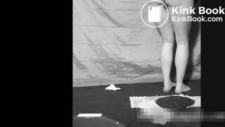 Girl poops in big 02