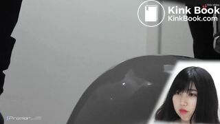 hot college girl takes a shit