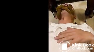 Chinese femdom toilet slave 13