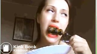 College teen eating her own shit - video 3
