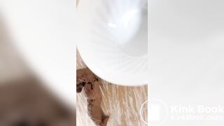 girl pooping - video 171