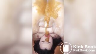 Upside down scat eating