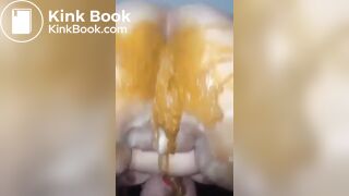 Upside down scat eating