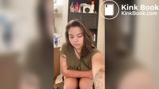 Pooping - video 380