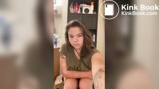 Pooping - video 380