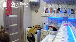 Woman pooping in Toilet 163