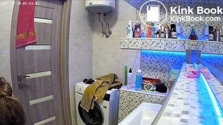 Woman pooping in Toilet 163