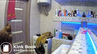 Woman pooping in Toilet 163