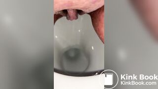 Sloppy shit in toilet