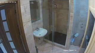 Woman pooping in Toilet 164