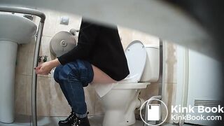 shitting - video 184