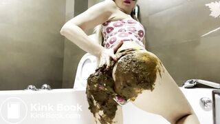 Hot Babe Shits Panties And Smears Scat