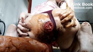 Big dildo scat anal prolapse