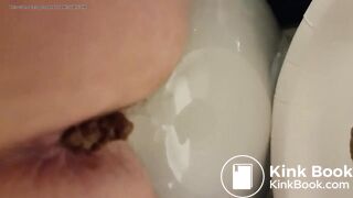 scat,,, a crackling and grunting close up poop