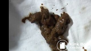 Blonde shits and smears on bed