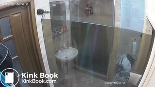 Woman pooping in Toilet 198